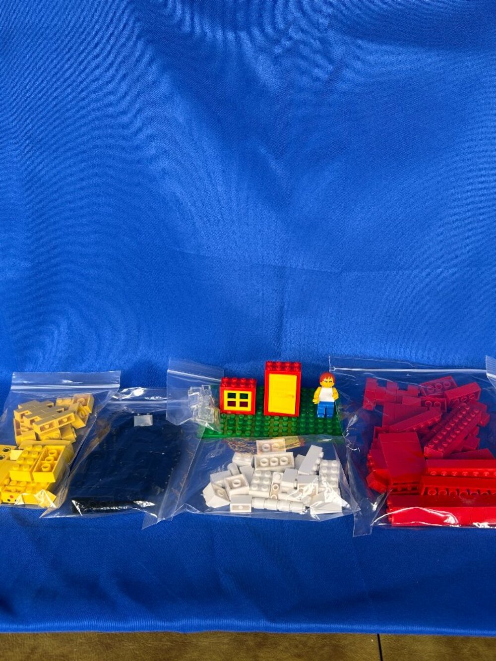 Vintage 80s 90s Lego Bricks and Parts 175+ pieces